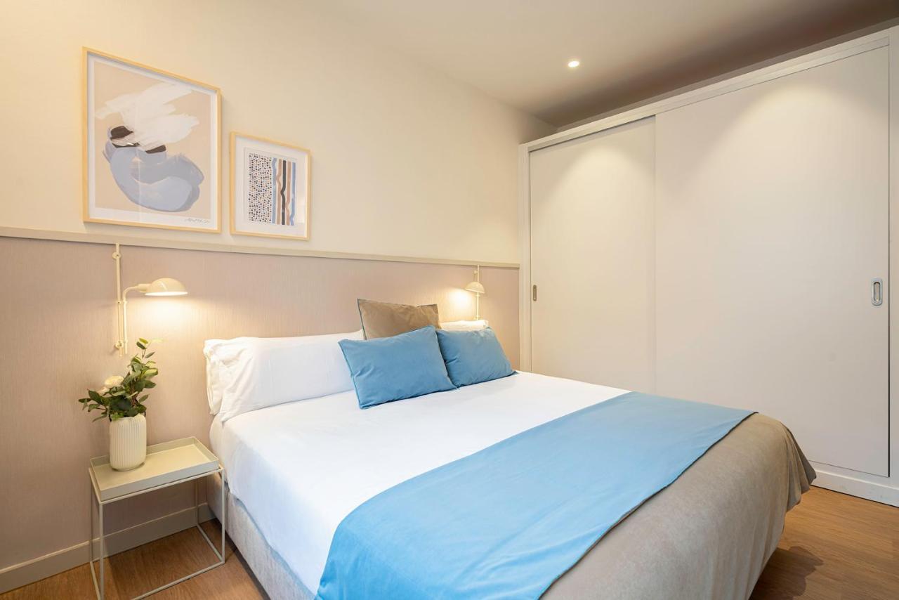 Fisa Rentals Ramblas Apartments Барселона Экстерьер фото