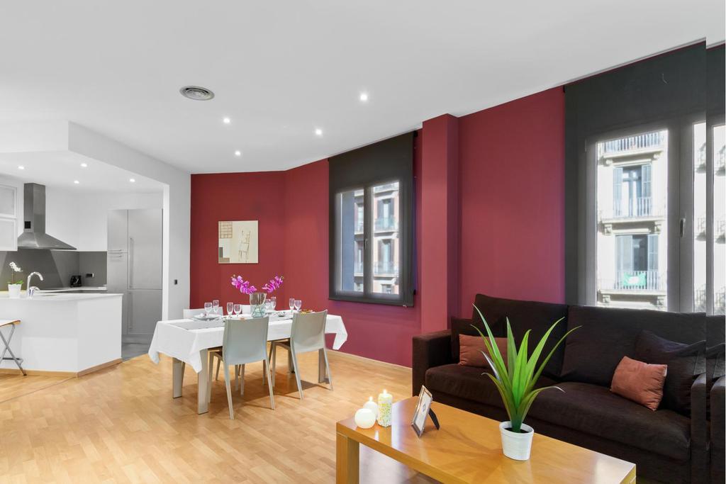 Fisa Rentals Ramblas Apartments Барселона Экстерьер фото